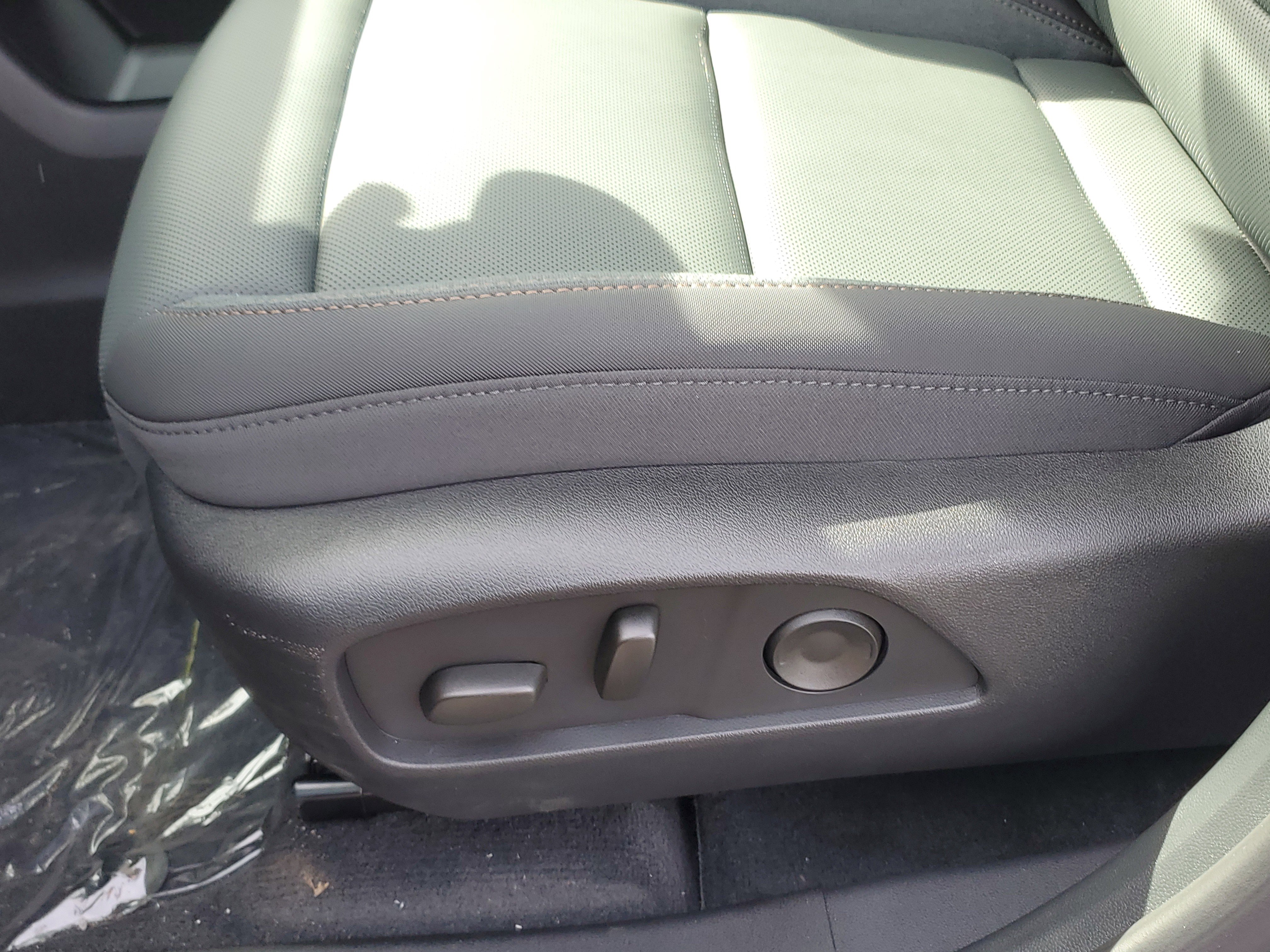 New 2026 GMC Terrain AT4 w/ Convenience Package III image 27