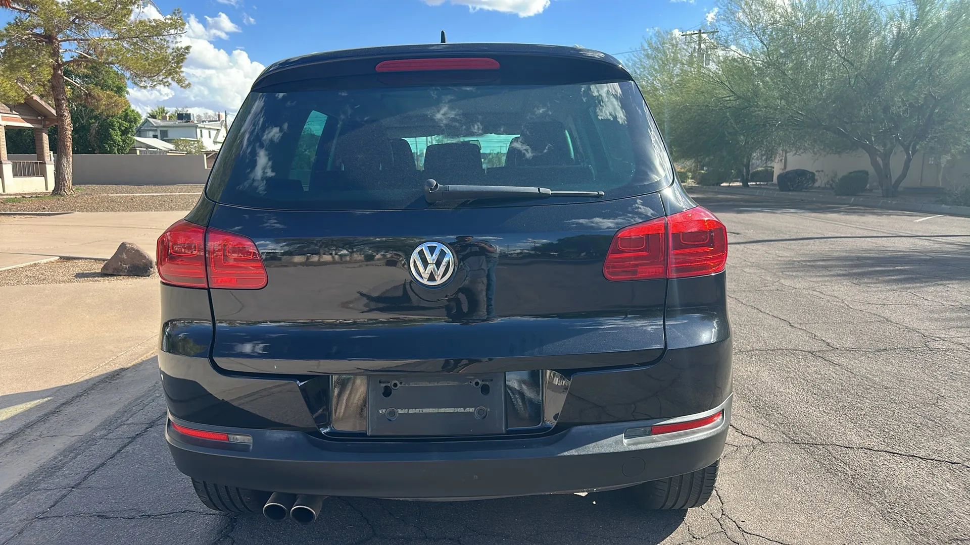 Used 2013 Volkswagen Tiguan SE image 9