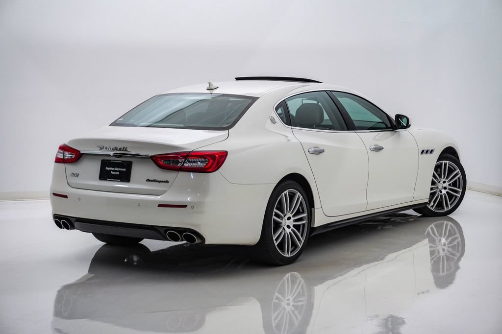 Used 2018 Maserati Quattroporte S Q4 AWD/4WD image 11