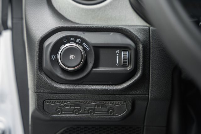 Used 2024 Jeep Wrangler Sport S image 44