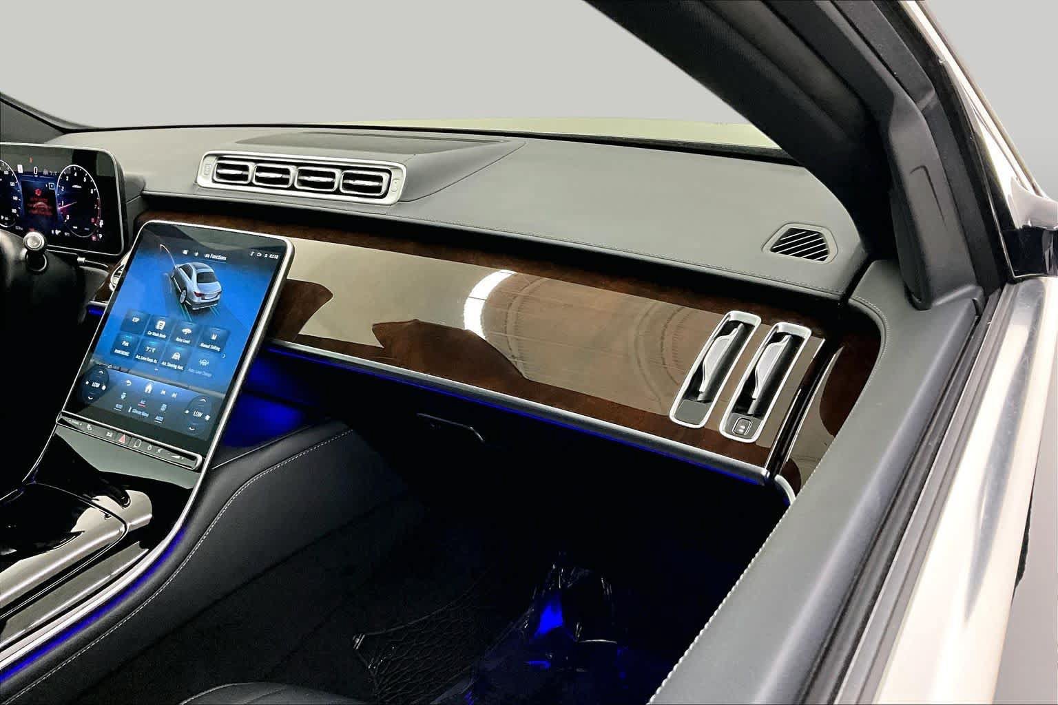 Used 2025 Mercedes-Benz S 500 4MATIC image 18