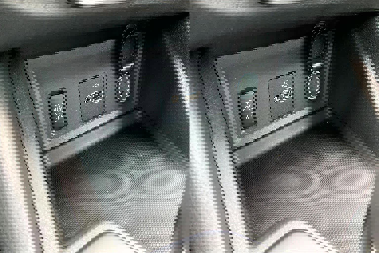 Used 2024 Nissan Sentra S image 28