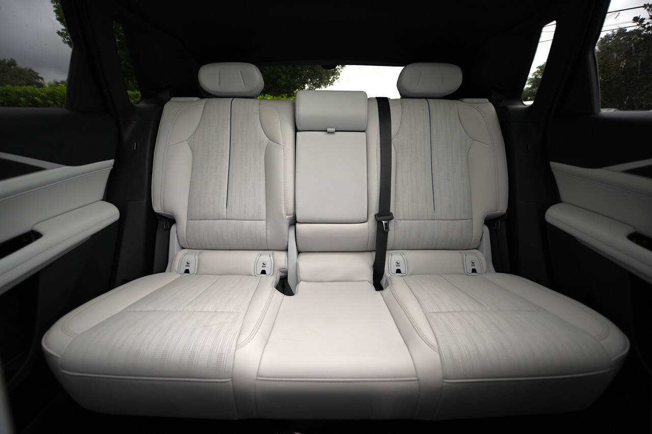Used 2025 Cadillac Lyriq Sport w/ LPO, Floor Liner Package AWD/4WD image 13