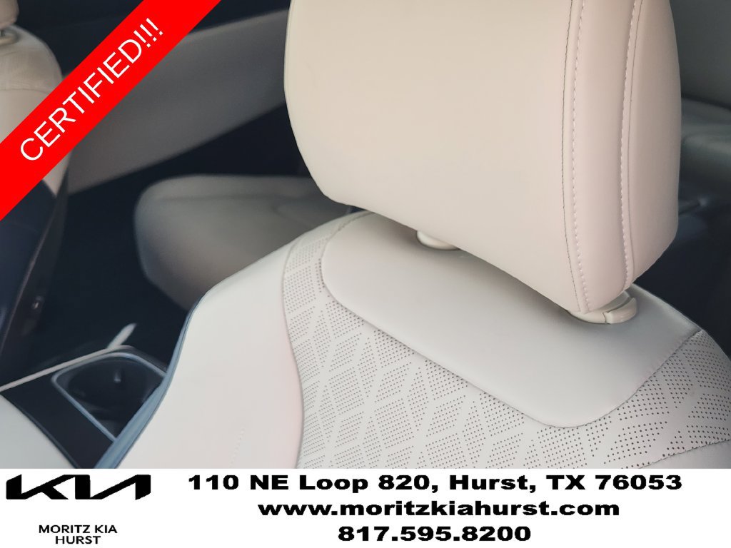 Certified 2025 Kia Carnival SX FWD image 20