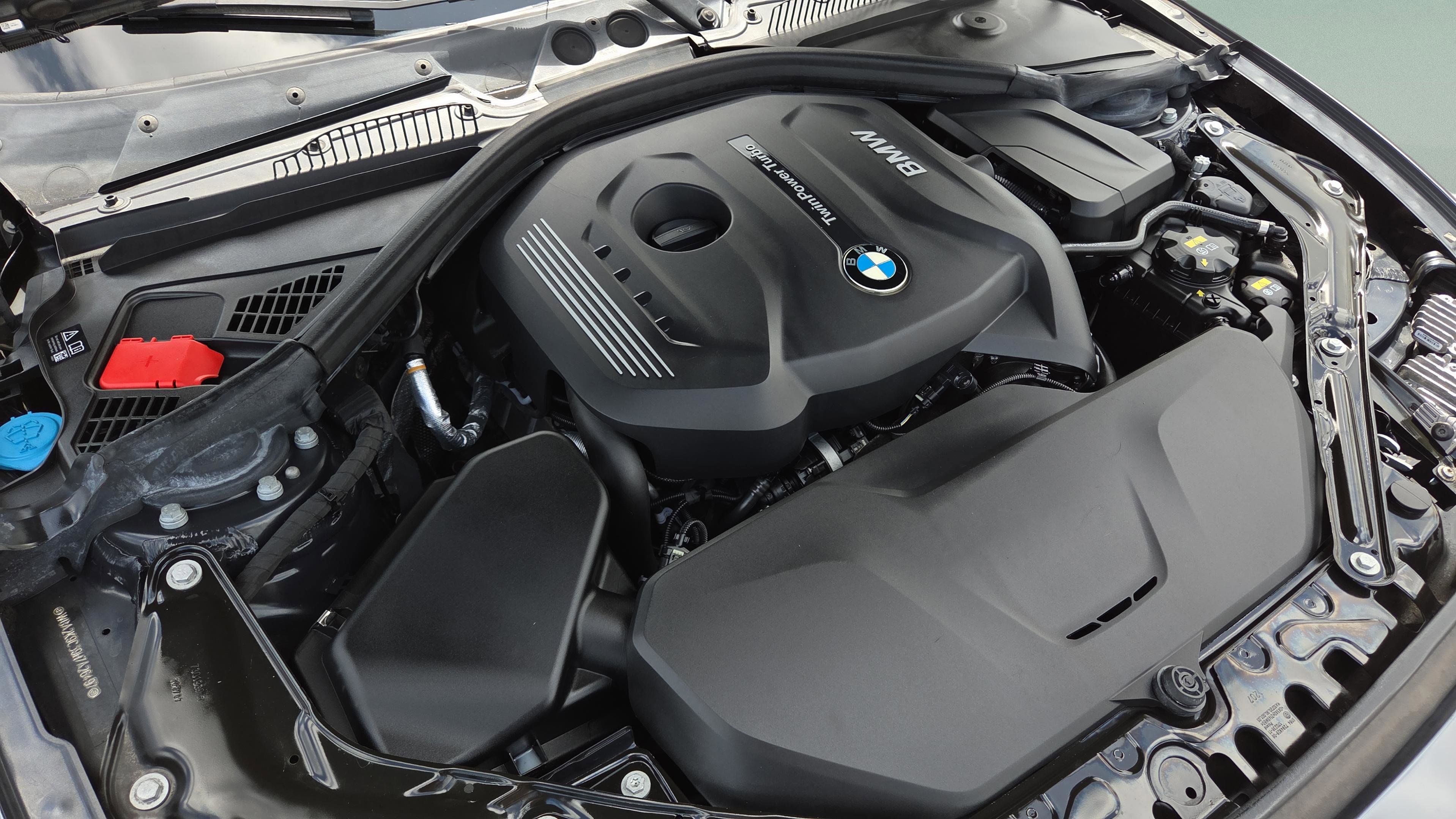 Used 2017 BMW 230i Convertible image 19