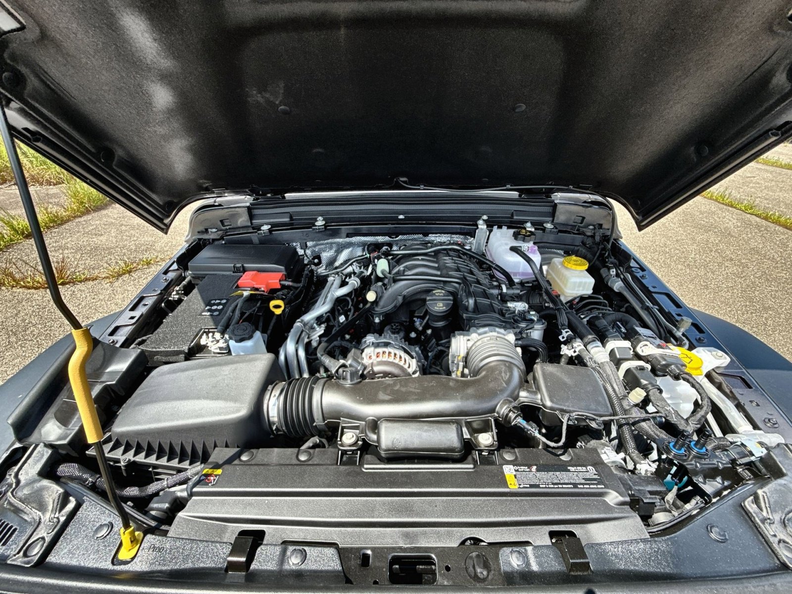 New 2025 Jeep Wrangler Sport S image 28