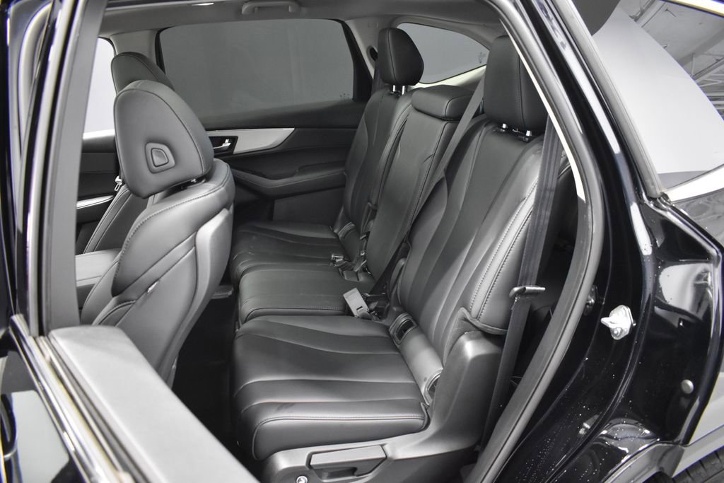 Used 2023 Acura MDX SH-AWD image 30