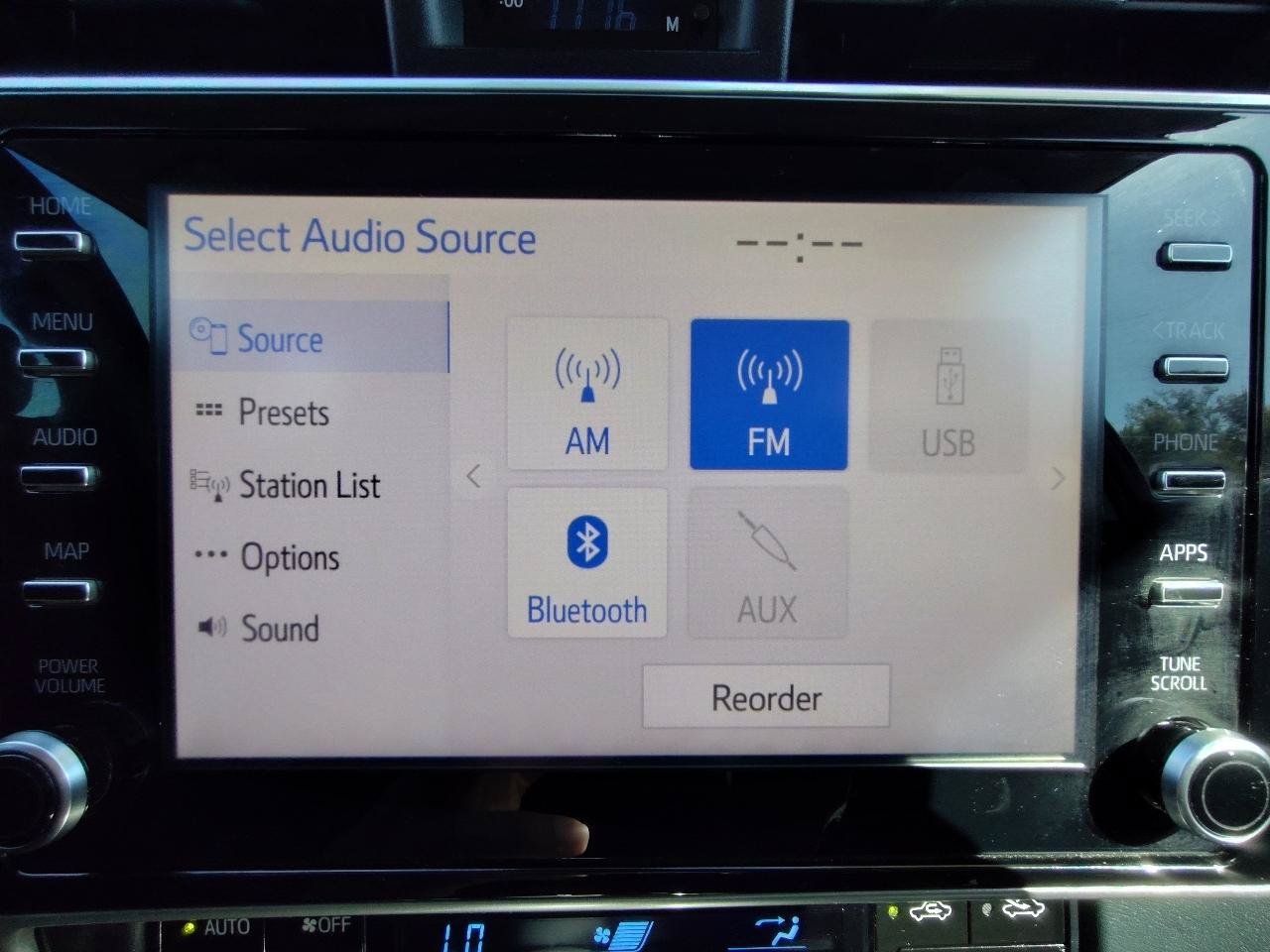 Used 2017 Toyota Corolla SE FWD image 25