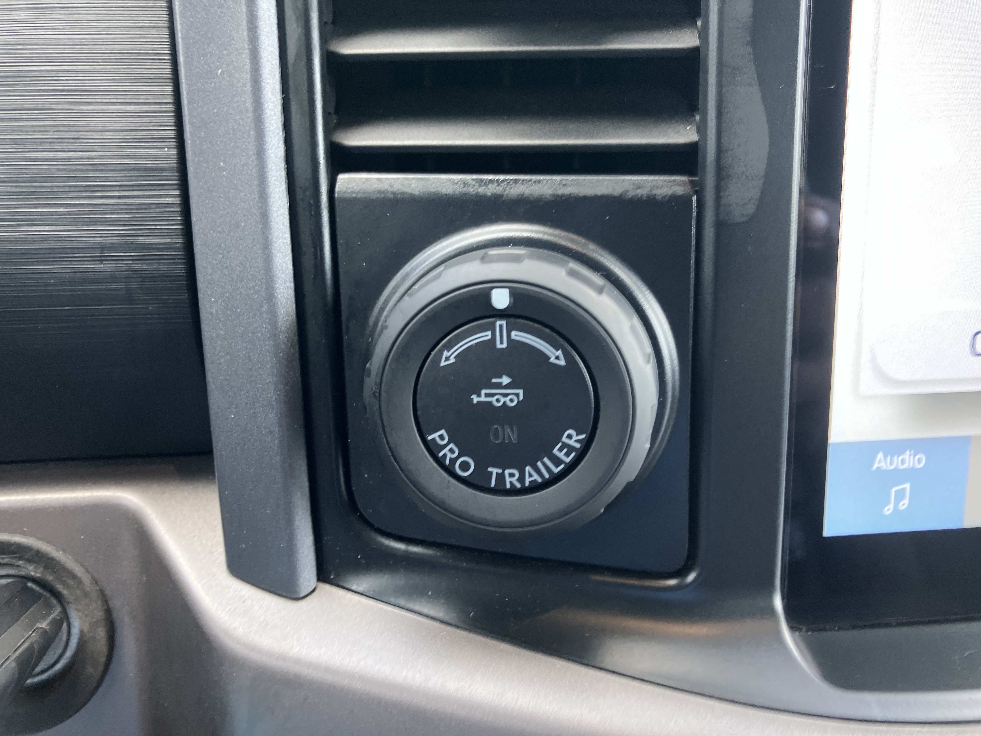 Used 2024 Ford F150 XLT AWD/4WD image 24