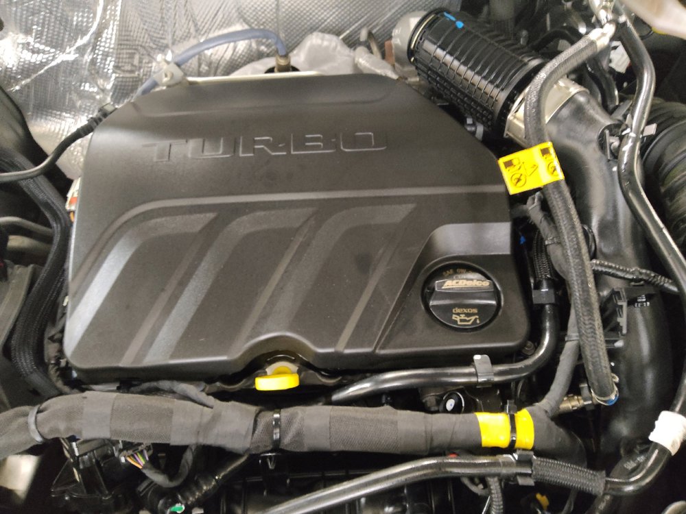 Used 2025 Chevrolet Trax LS w/ Driver Confidence Package FWD image 30