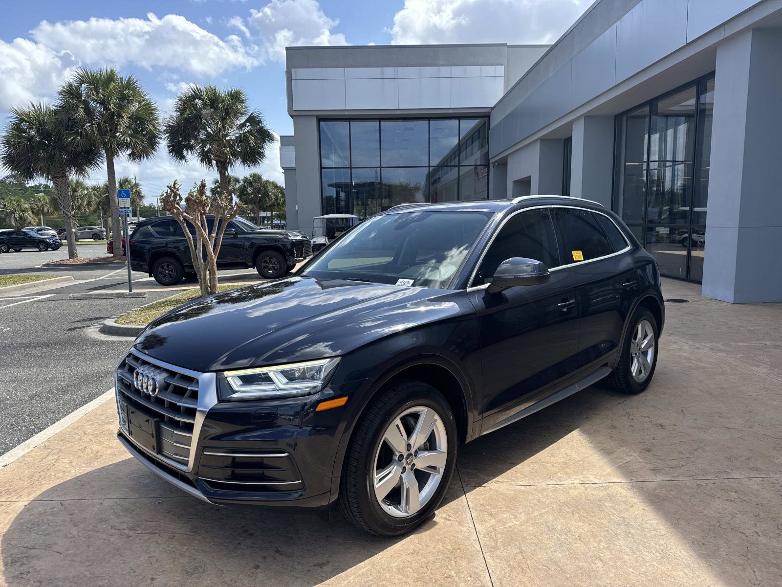 Used 2019 Audi Q5 2.0T Premium Plus w/ Premium Plus Package image 7