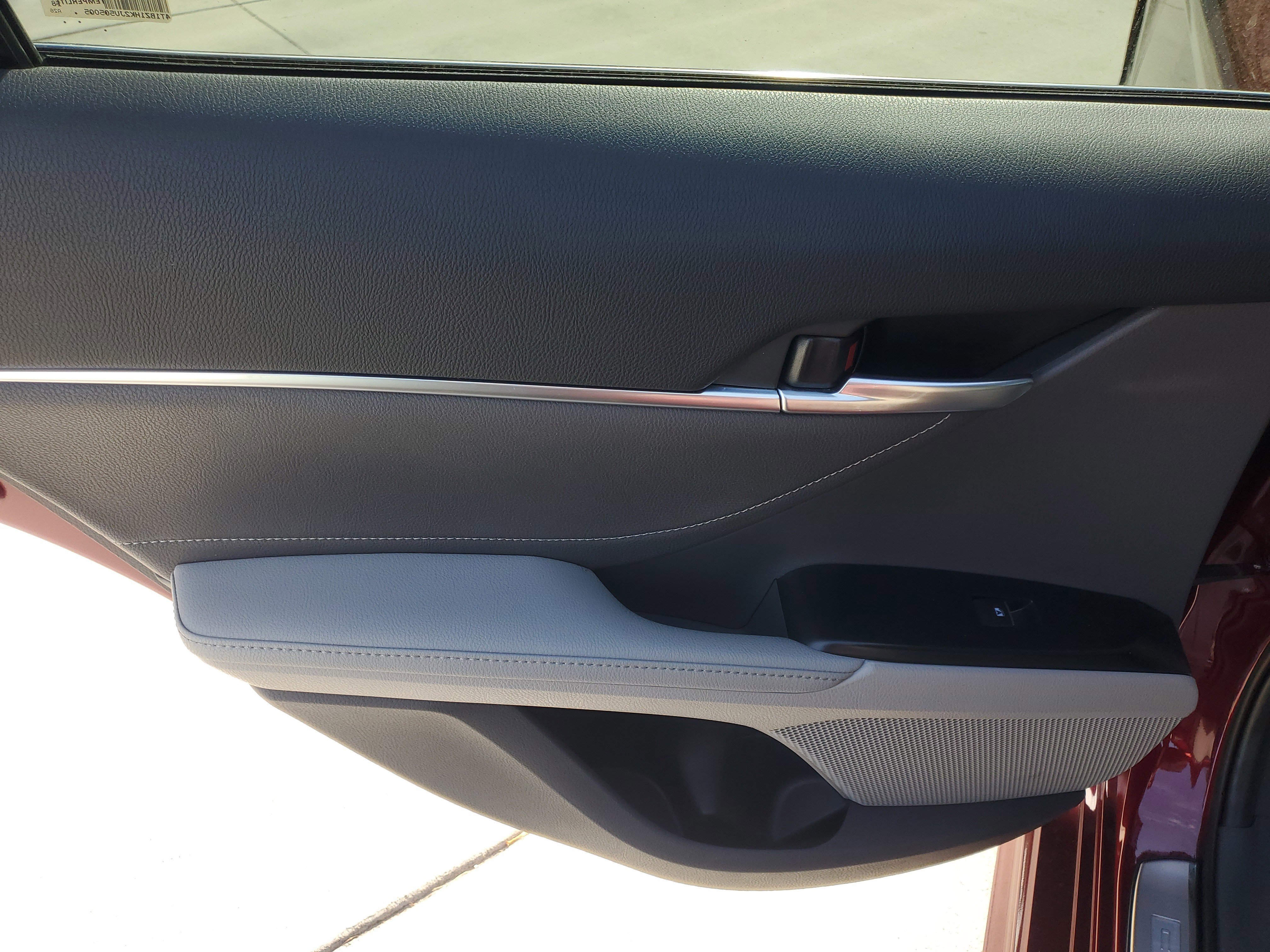 Used 2018 Toyota Camry XSE w/ Driver Assist Package image 17