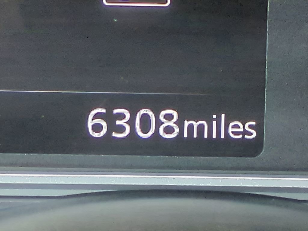 Certified 2022 Nissan Versa SR w/ Convenience Package image 26