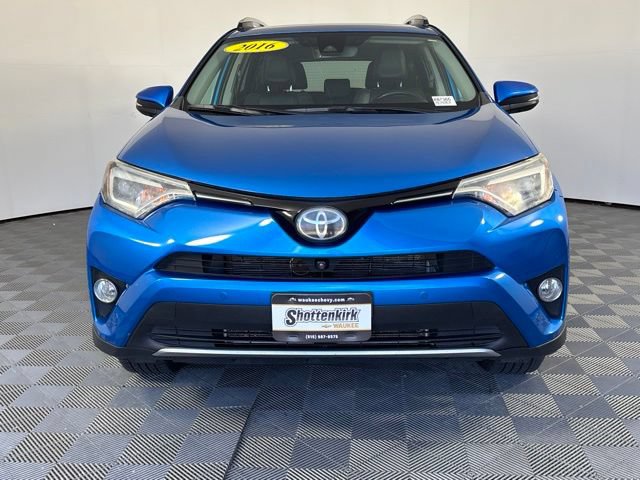 Used 2016 Toyota RAV4 Limited w/ Advanced Technology Package AWD/4WD image 3