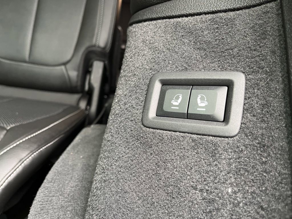 Used 2025 Jeep Grand Cherokee L Overland w/ MOPAR Finishing Package AWD/4WD image 50
