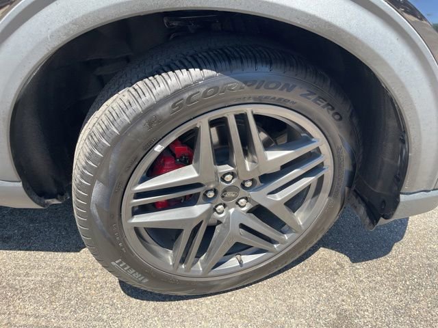 Used 2025 Ford Explorer ST-Line w/ ST-Line Street Pack AWD/4WD image 48