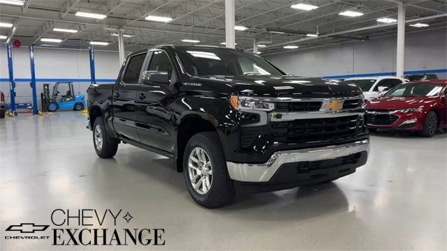 New 2025 Chevrolet Silverado 1500 LT w/ Convenience Package II
