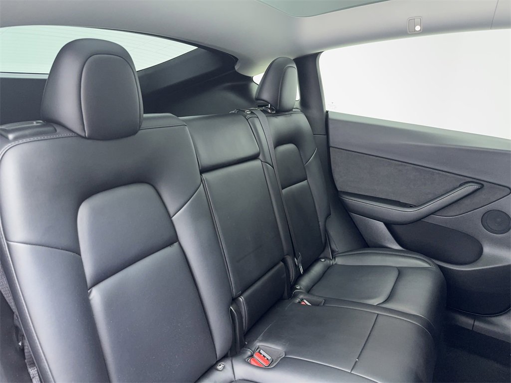 Used 2021 Tesla Model Y Long Range image 51