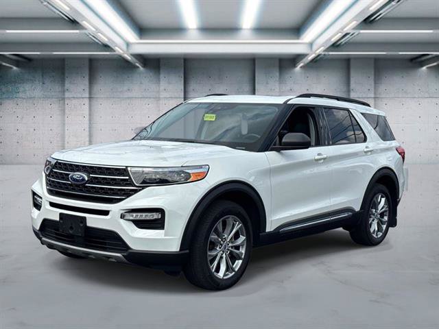Used 2023 Ford Explorer XLT w/ Equipment Group 202A AWD/4WD video 1