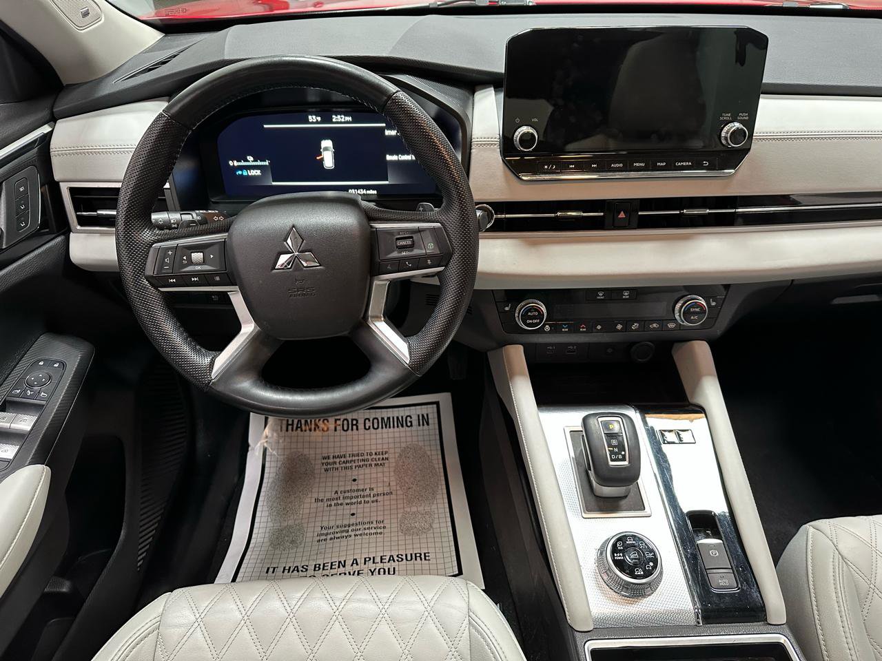 Used 2023 Mitsubishi Outlander SEL 40th Anniversary AWD/4WD image 19