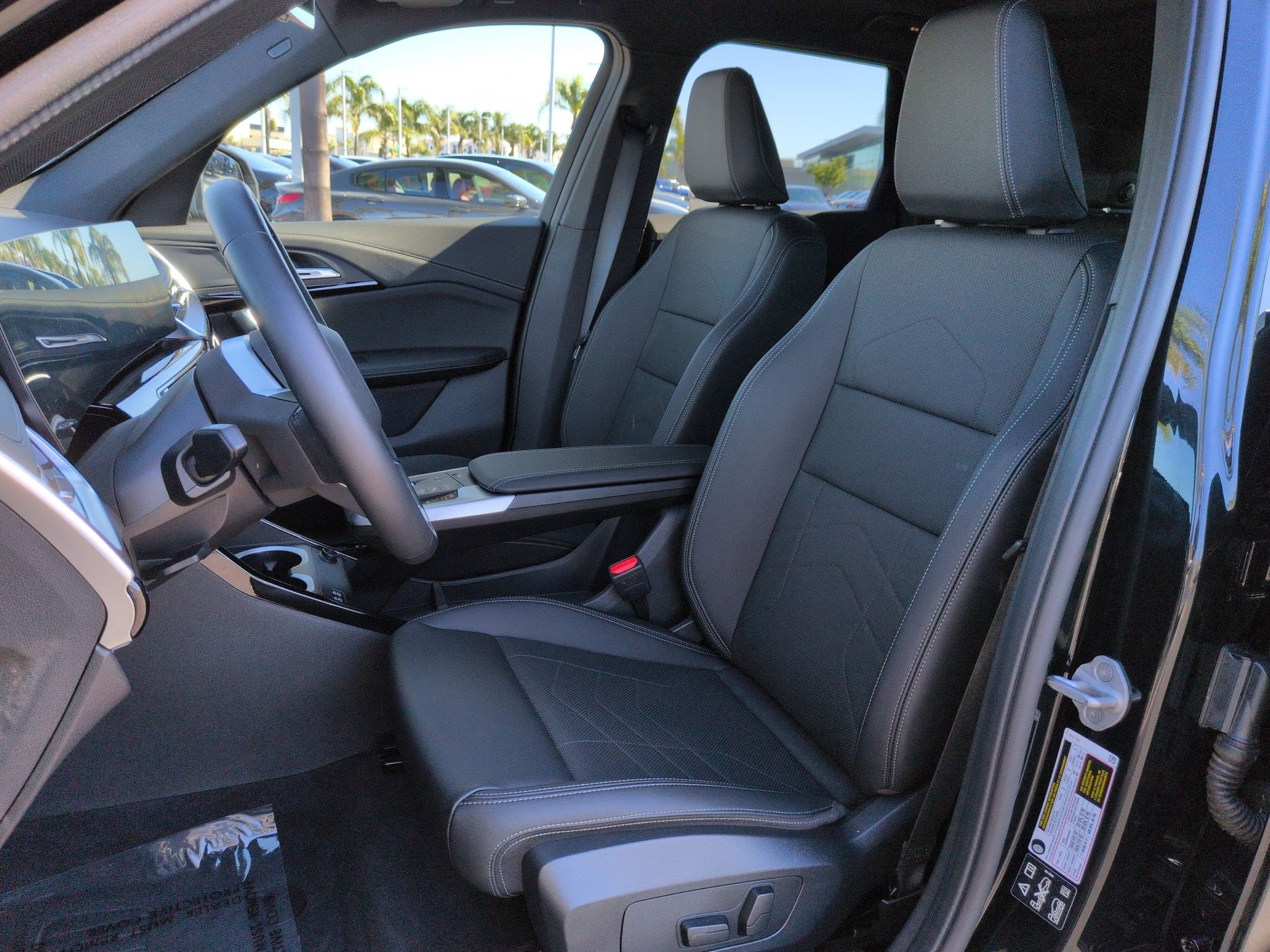 Used 2025 BMW X1 xDrive28i w/ Convenience Package AWD/4WD image 16