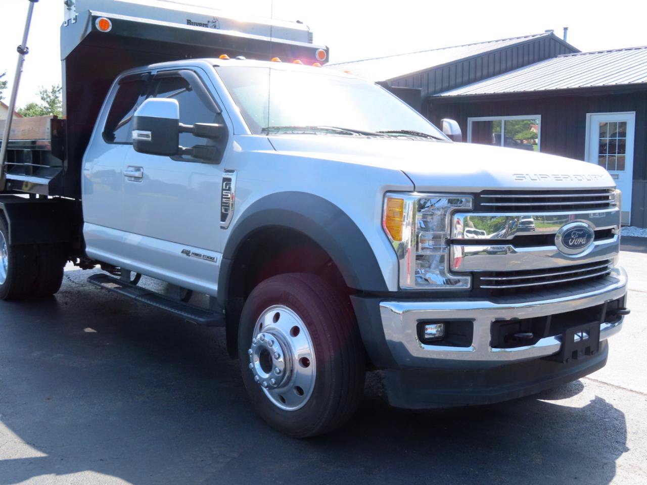 Used 2017 Ford F550 4x4 SuperCab Super Duty image 22