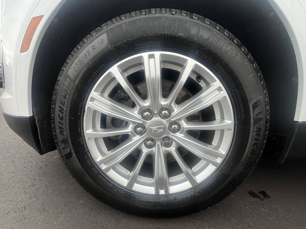 Used 2017 Cadillac XT5 FWD image 19