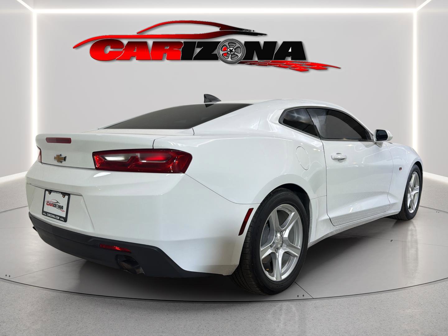 Used 2016 Chevrolet Camaro LT RWD image 10