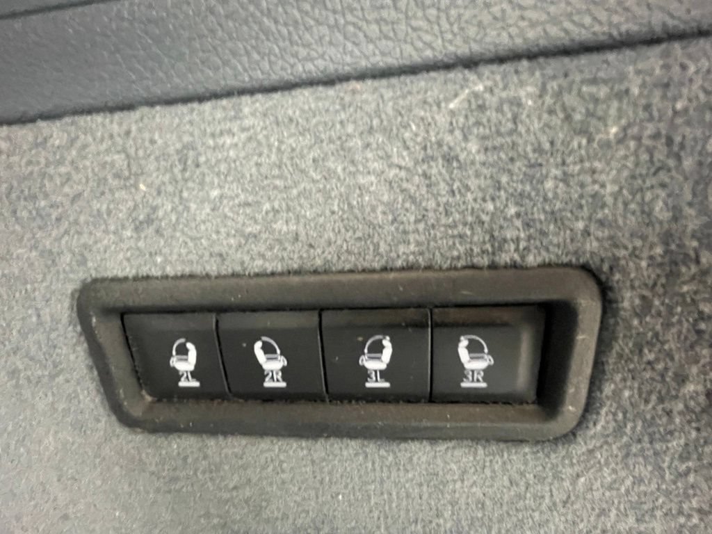 Used 2023 Jeep Grand Wagoneer Series III w/ Rear Seat Video Group 1 AWD/4WD image 7