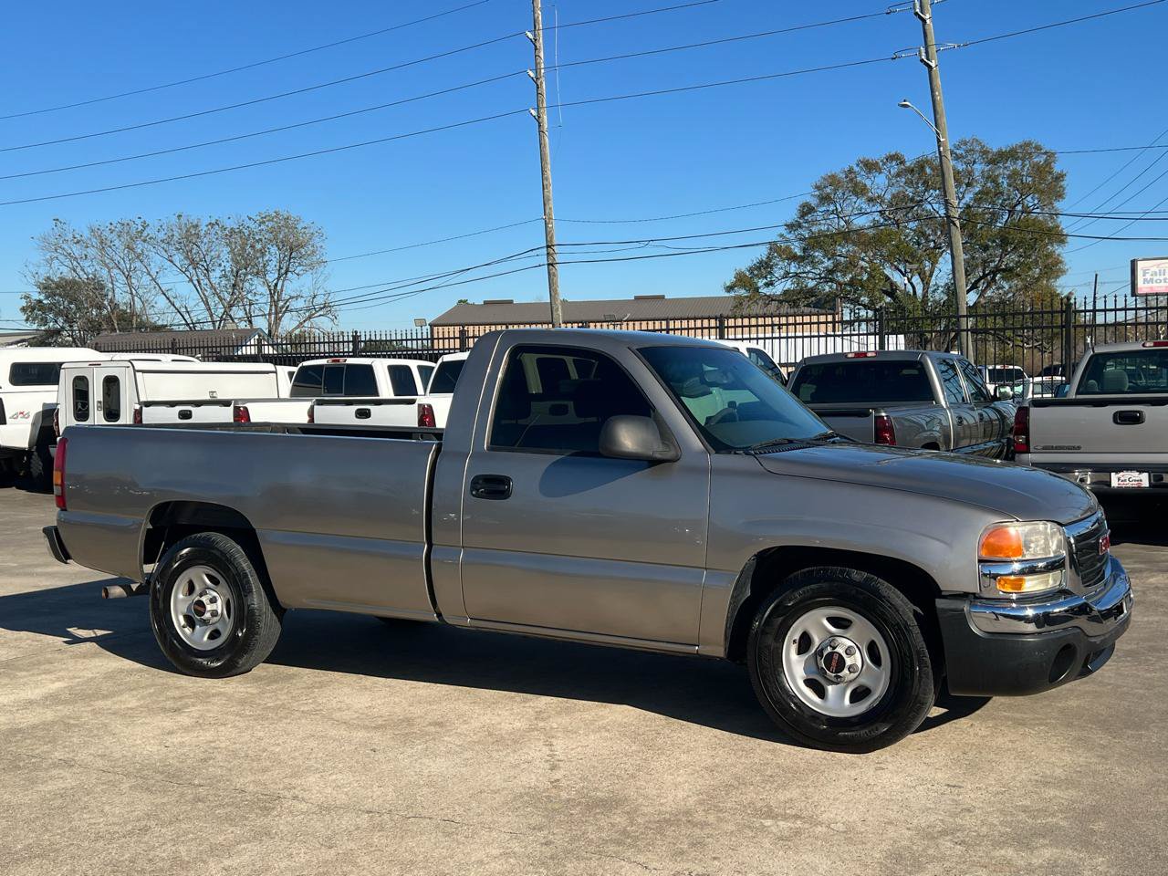 Used 2003 GMC Sierra 1500 W/T RWD image 9