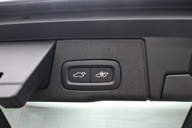 New 2027 Volvo XC60 B5 Core AWD/4WD image 29