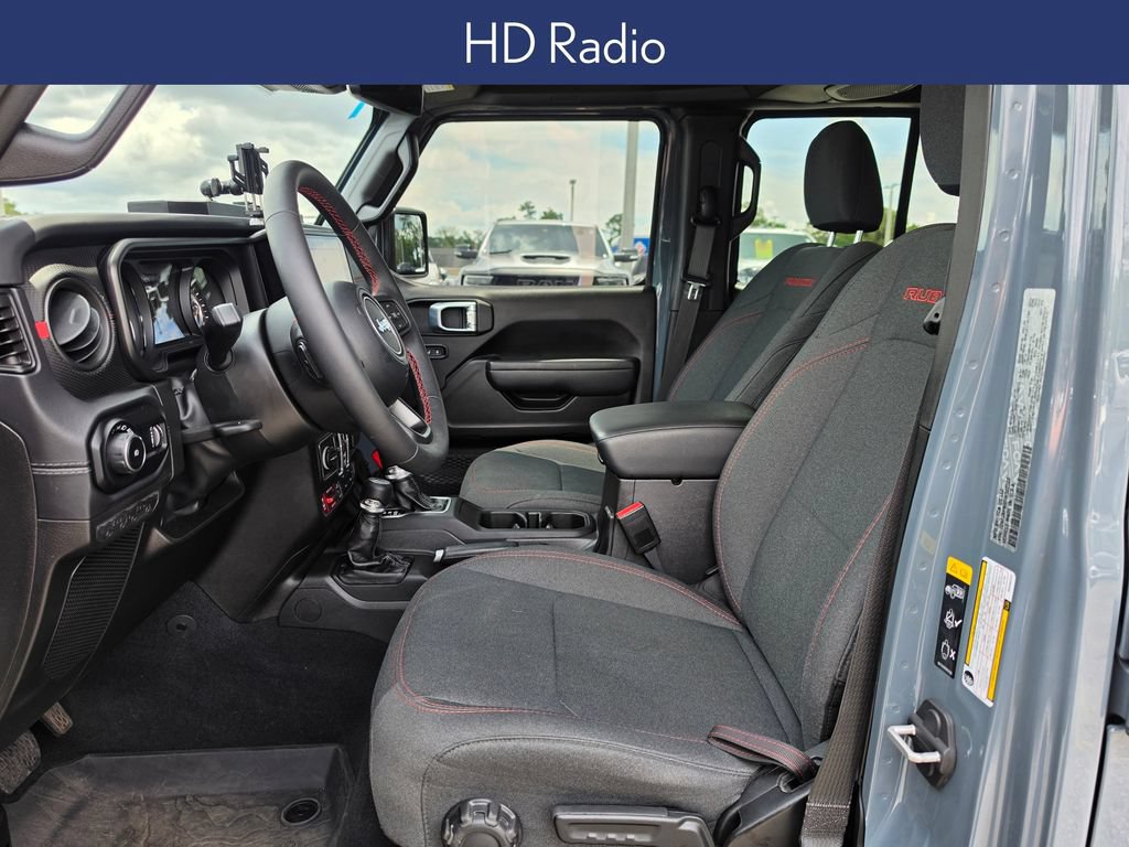 Used 2024 Jeep Wrangler Unlimited Rubicon w/ Technology Group AWD/4WD image 10