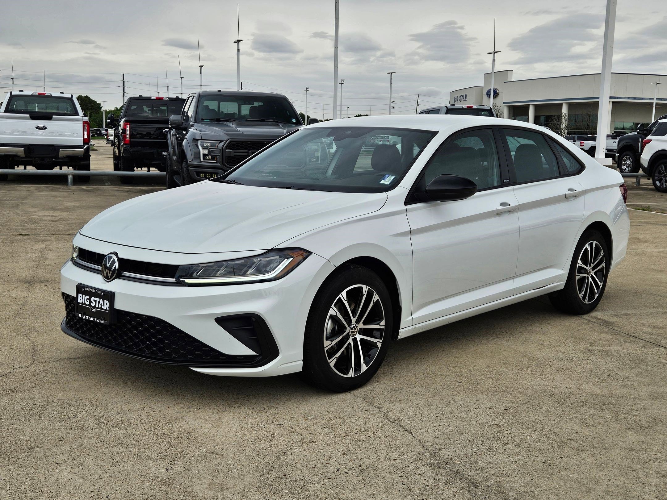 Used 2025 Volkswagen Jetta Sport FWD image 9