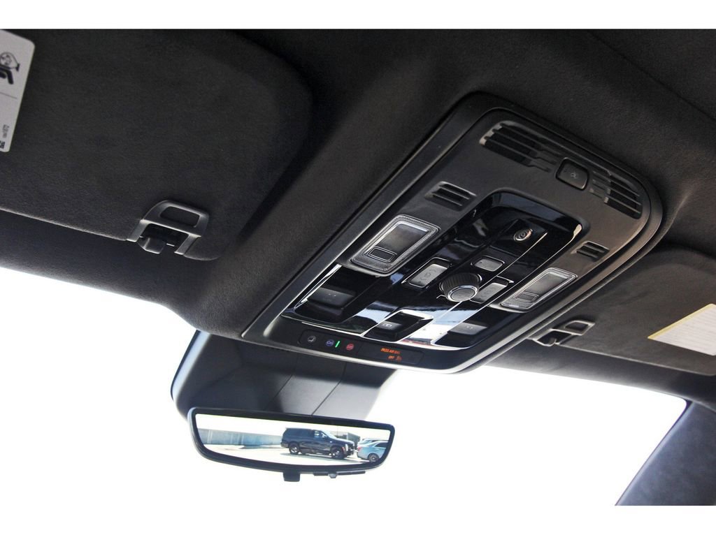 New 2025 Cadillac Escalade Sport Platinum w/ LPO, ONYX Package image 21