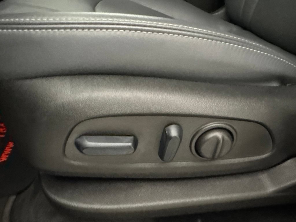 Used 2024 Buick Enclave Essence w/ Sport Touring Edition FWD image 24
