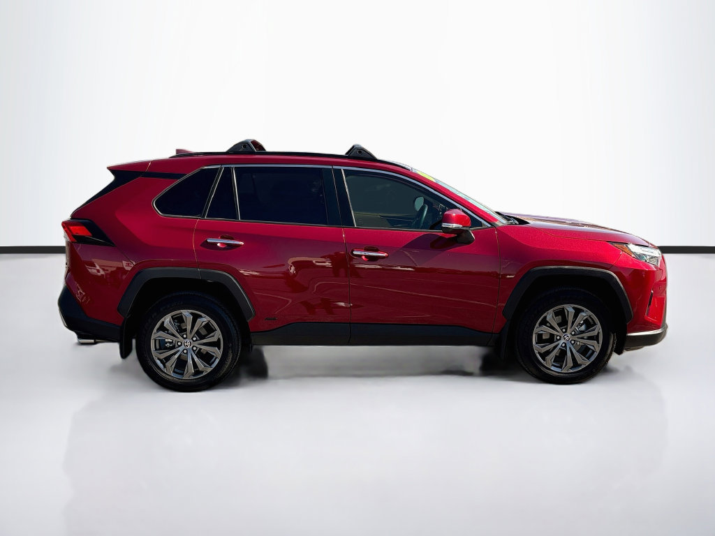 Used 2025 Toyota RAV4 Limited w/ Weather Package AWD/4WD image 4