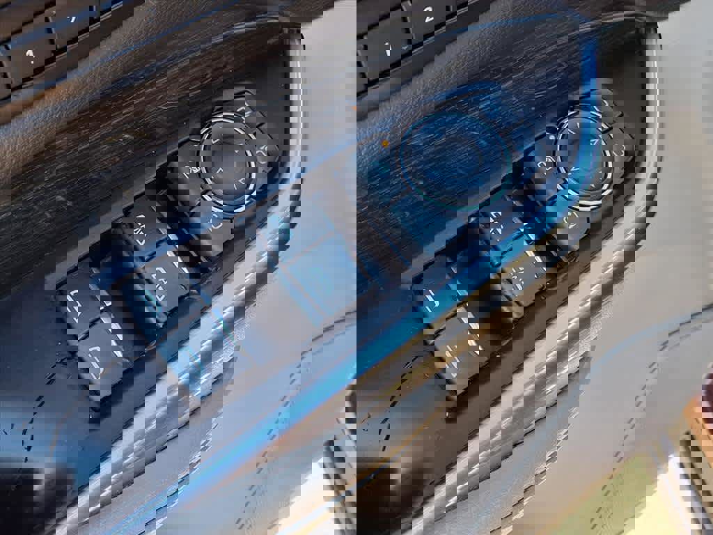 Used 2019 Cadillac XT4 Premium Luxury image 15