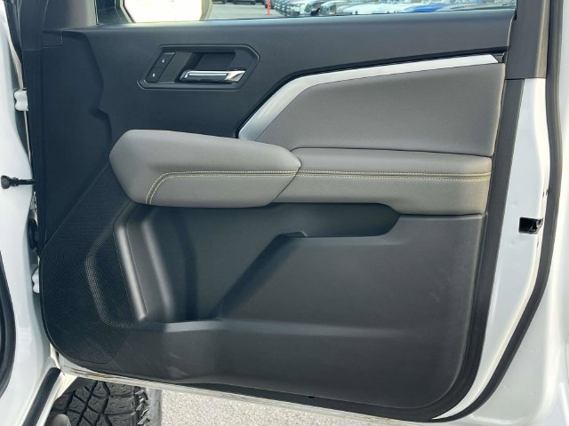 Used 2023 Chevrolet Colorado ZR2 w/ ZR2 Convenience Package III AWD/4WD image 27