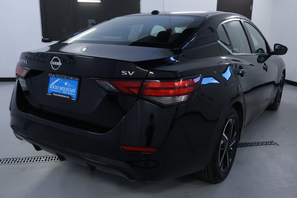 Used 2024 Nissan Sentra SV image 7