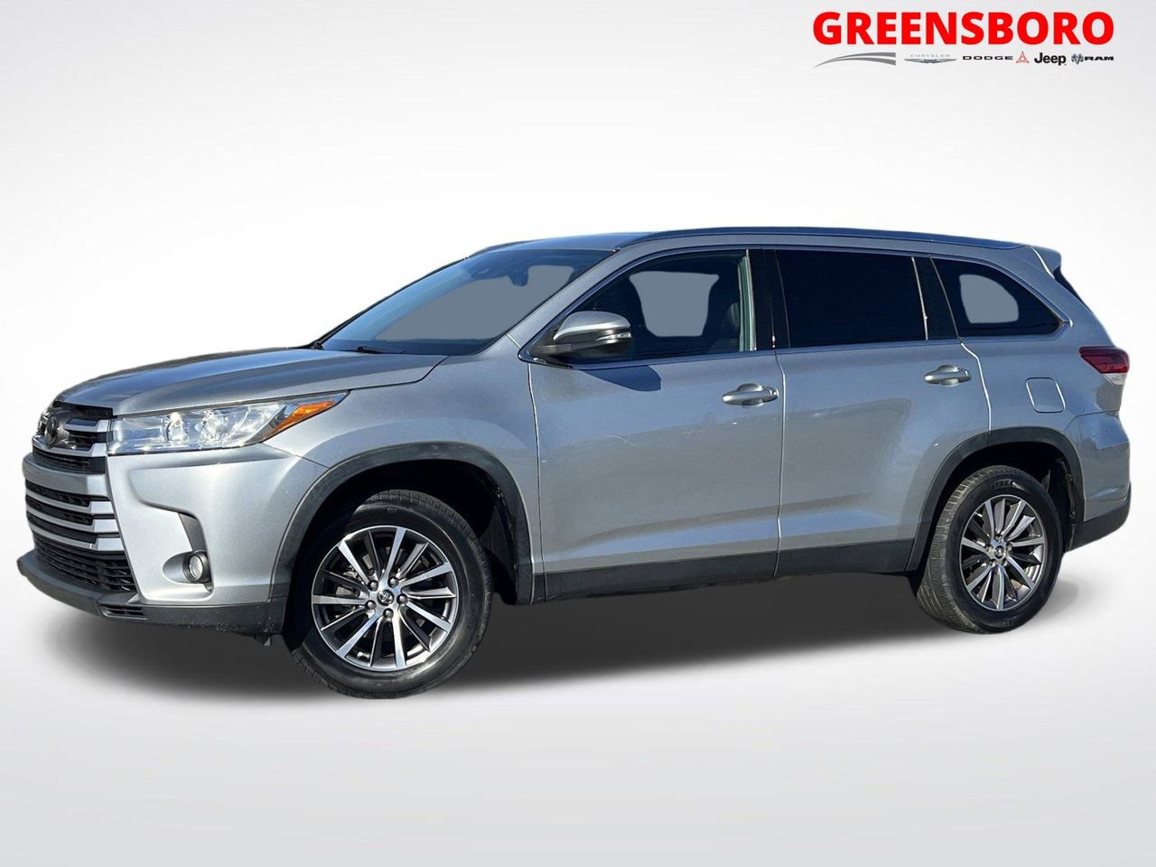 Used 2019 Toyota Highlander XLE image 1