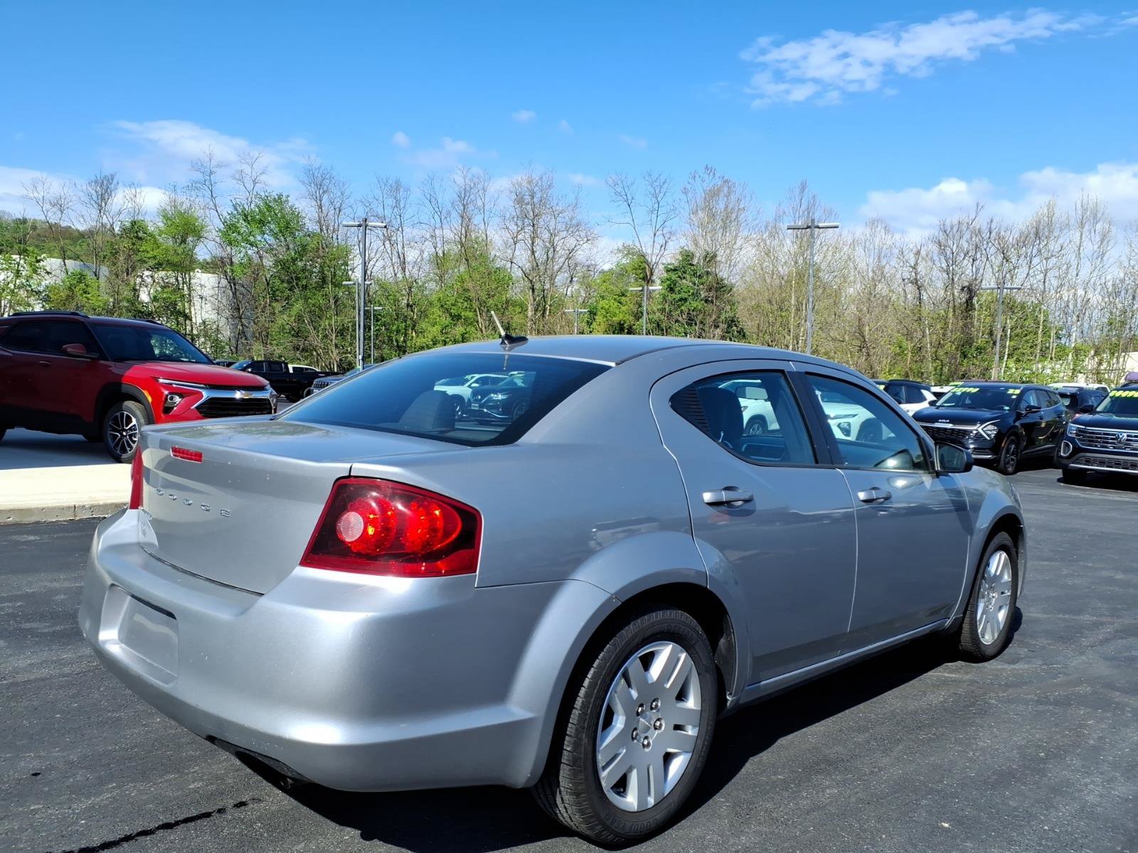 Used 2014 Dodge Avenger SE FWD image 7