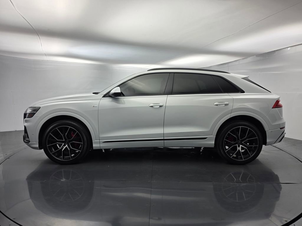 Used 2023 Audi Q8 Premium Plus w/ Premium Plus Package AWD/4WD image 7