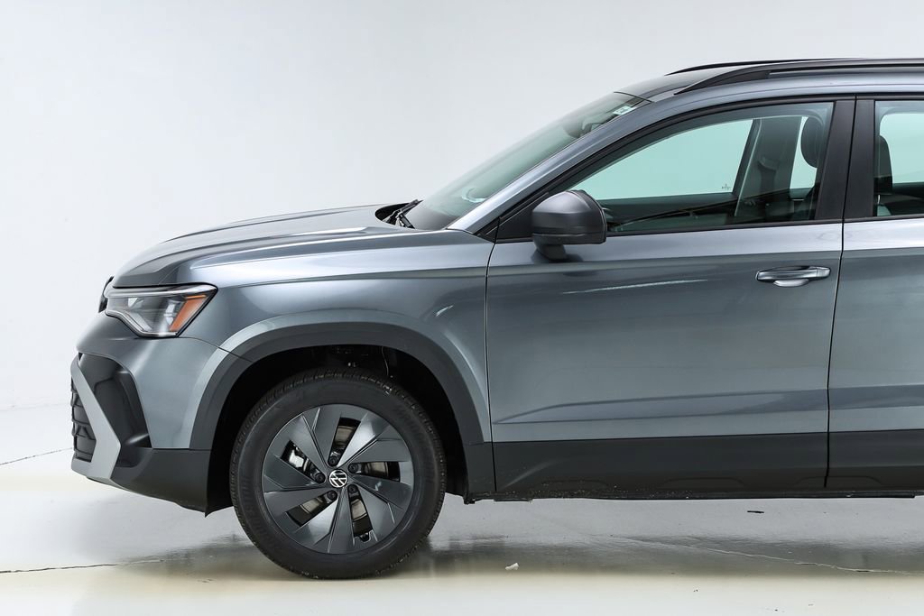 New 2026 Volkswagen Taos S image 3