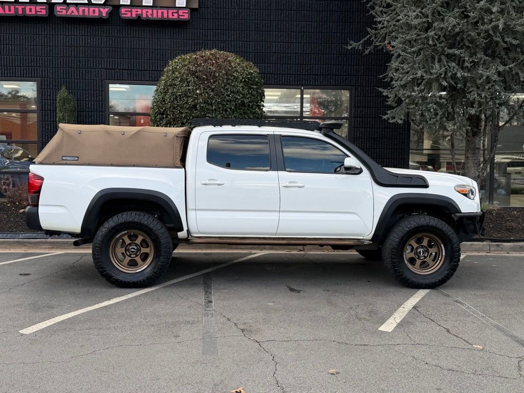 Used 2019 Toyota Tacoma TRD Off-Road image 21