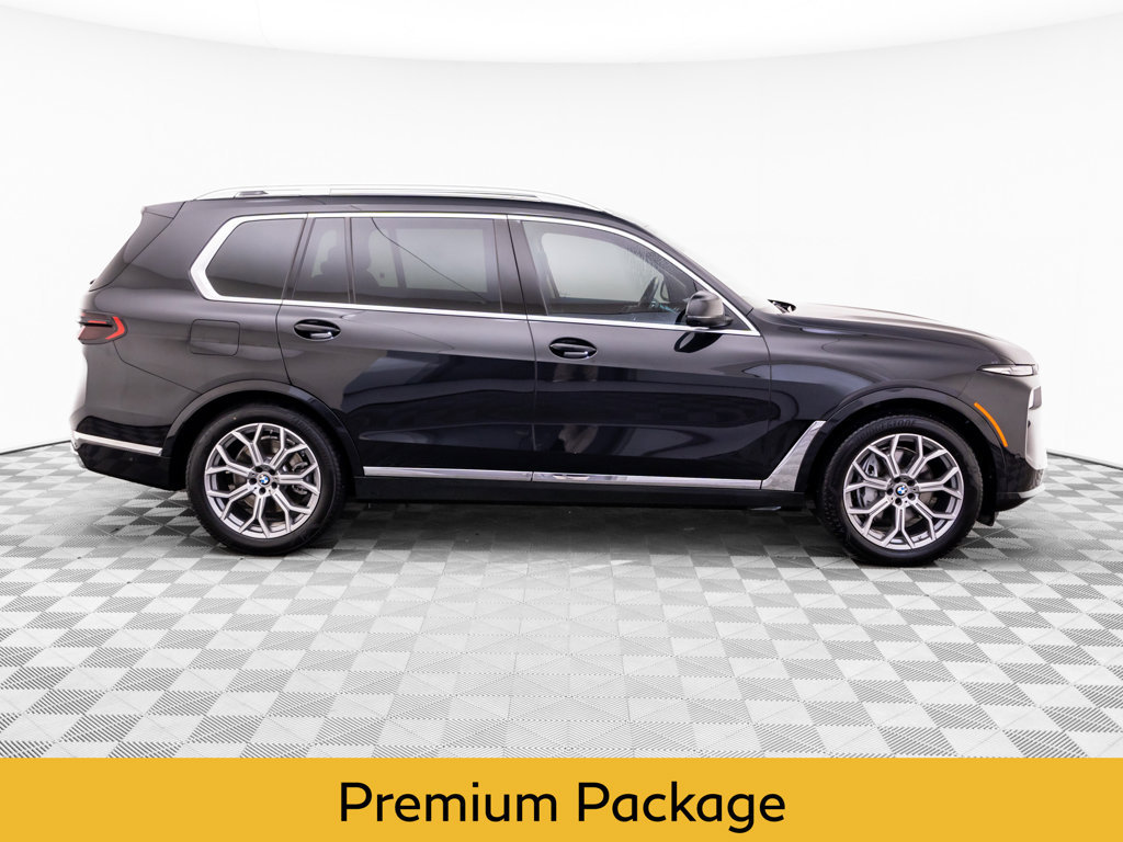 Used 2025 BMW X7 xDrive40i w/ Premium Package AWD/4WD image 7