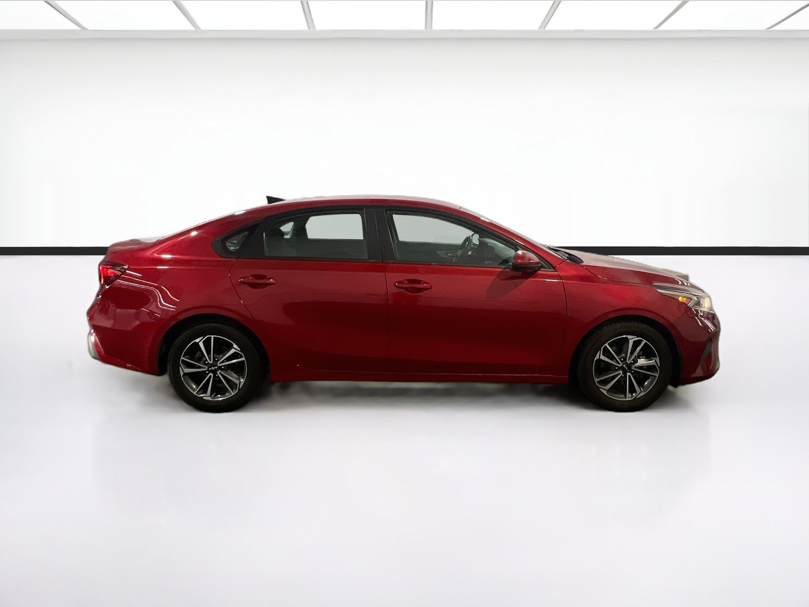 Used 2022 Kia Forte LXS FWD image 22