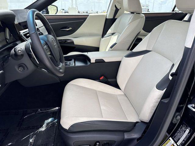 Certified 2024 Lexus ES 250 w/ Premium Package AWD/4WD image 11