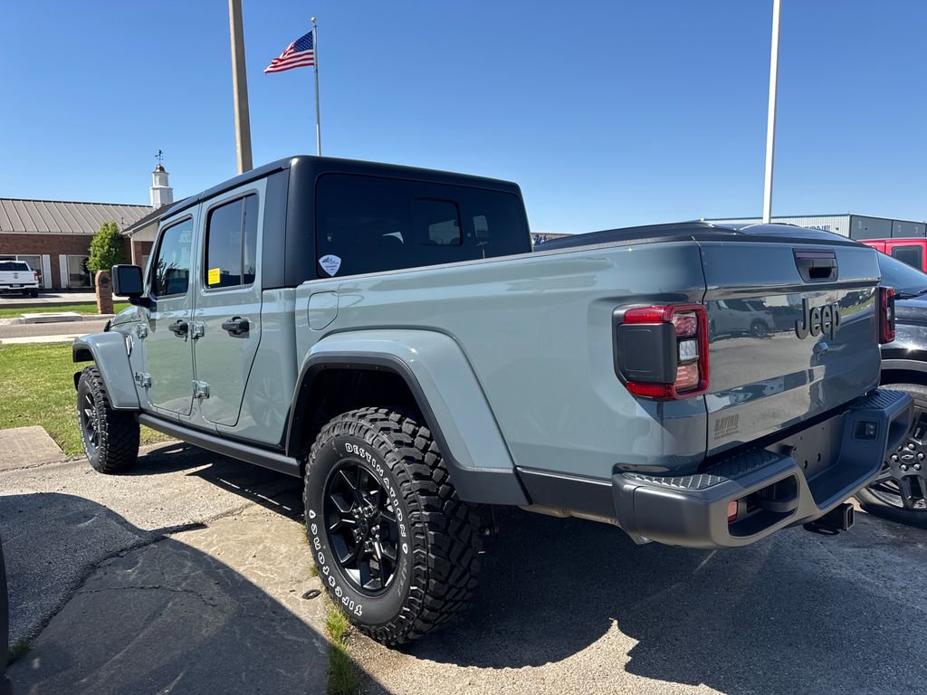 Used 2025 Jeep Gladiator Willys image 4