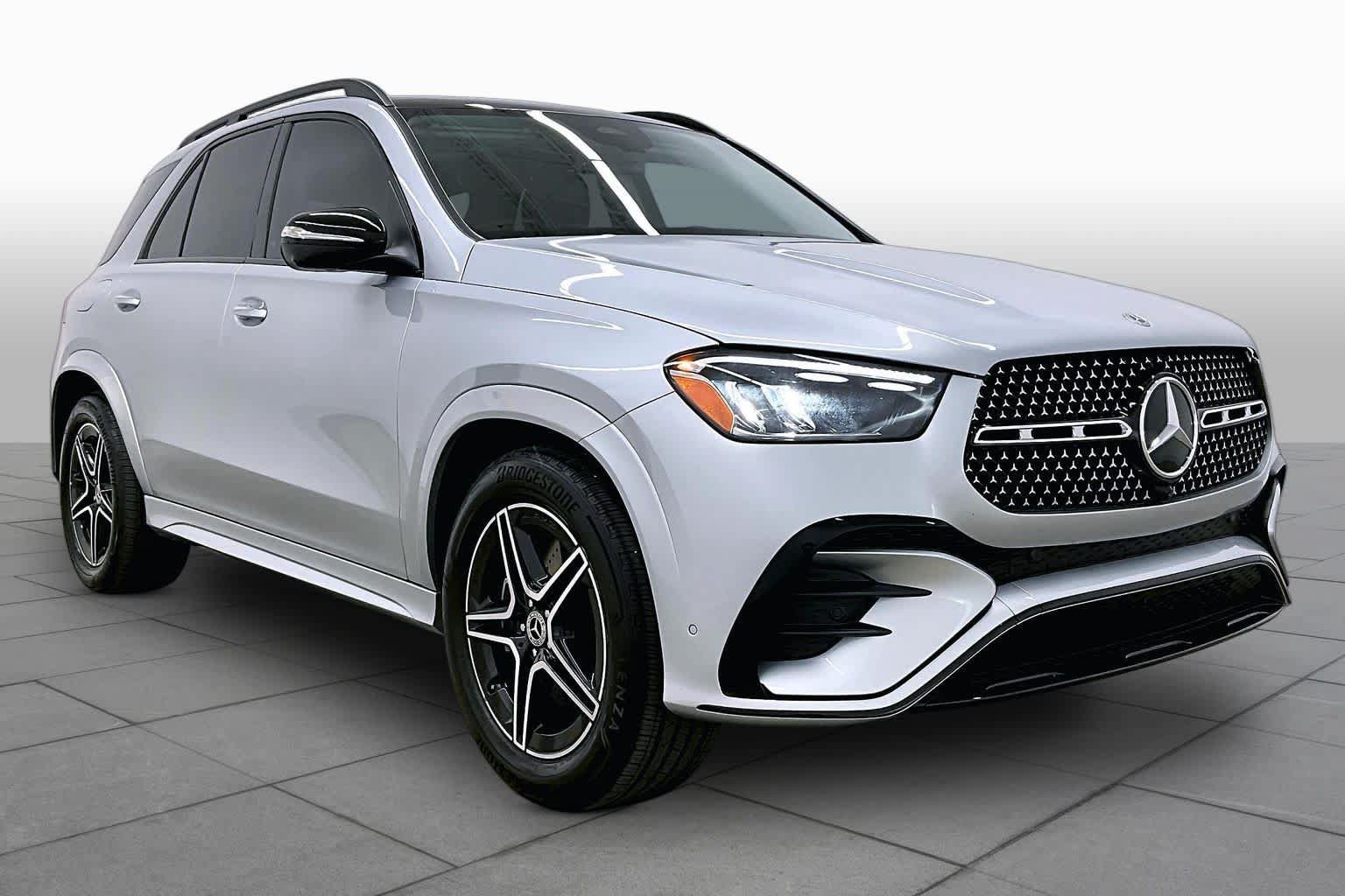 Used 2026 Mercedes-Benz GLE 450e 4MATIC image 3