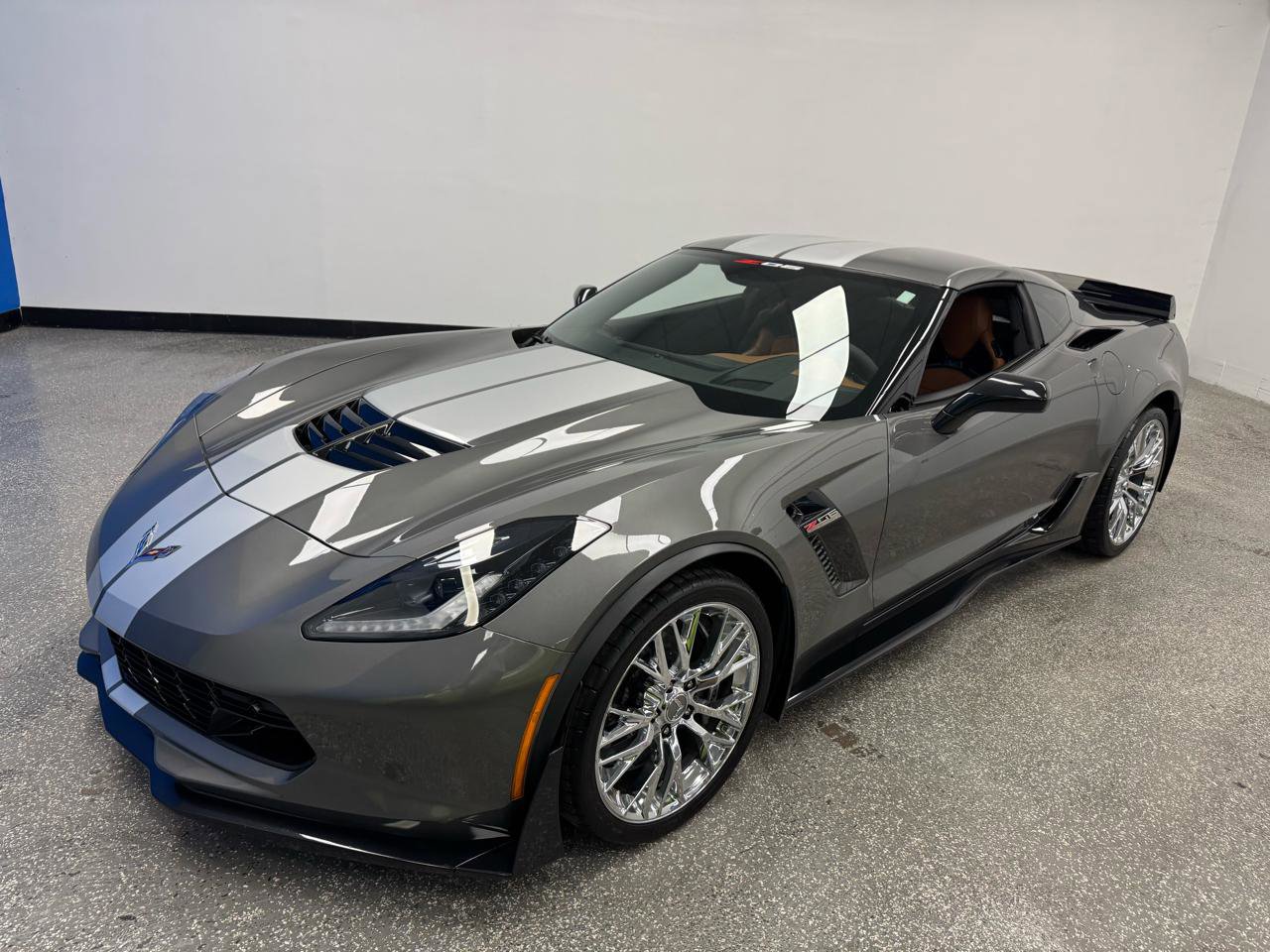 Used 2015 Chevrolet Corvette Z06 w/ 3LZ Preferred Equipment Group image 27